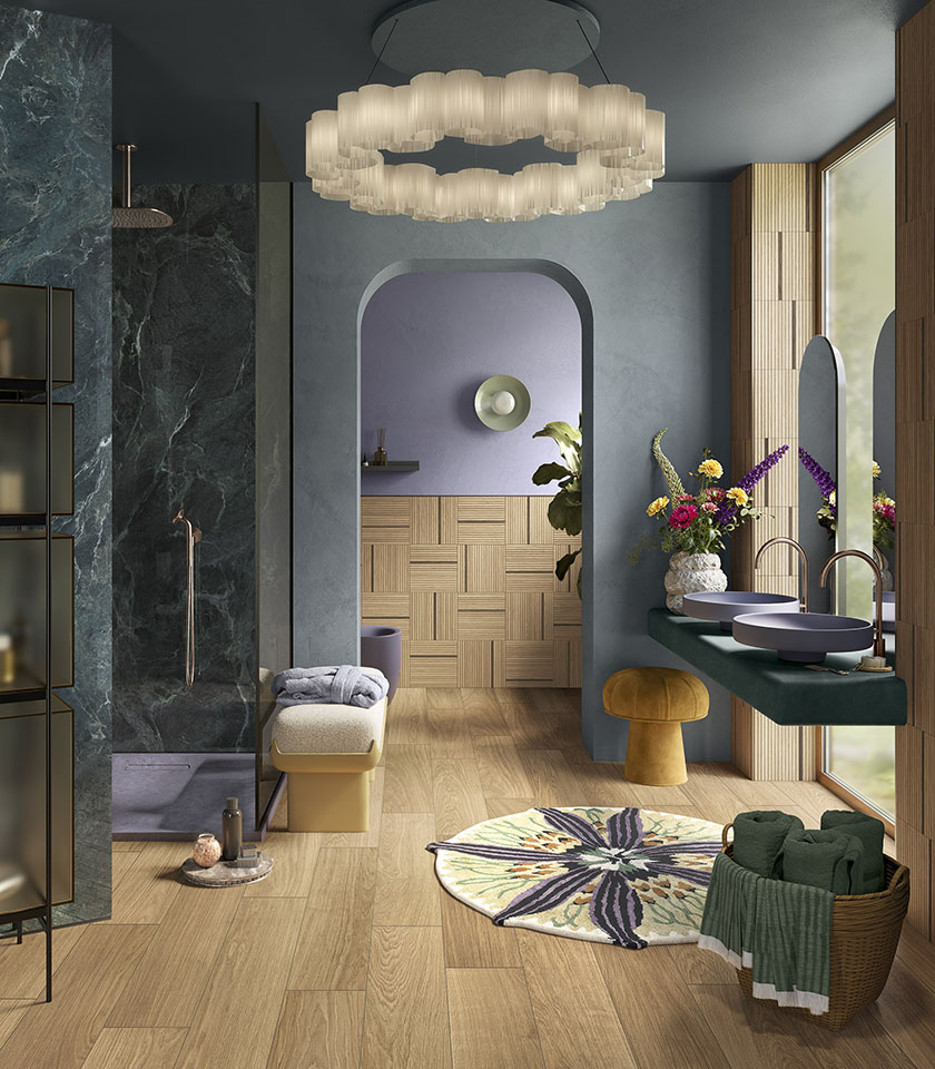 Entdecken Sie, wie sich Holz- und Steinoptik-Oberflächen von Lea Ceramiche zu raffinierten, einladenden und charaktervollen Räumen kombinieren lassen.