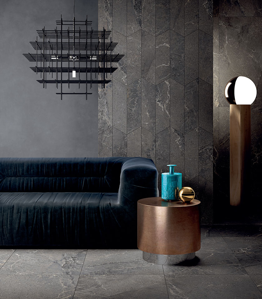 Entdecken Sie Ton sur Ton mit Steinoptik-Oberflächen von Lea Ceramiche in dunklen Nuancen für raffinierte, ausdrucksstarke und stimmungsvolle Innenräume.